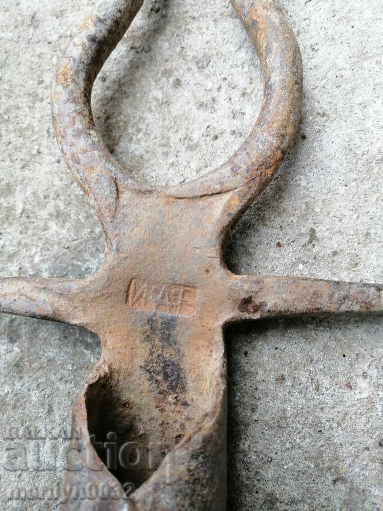 Old twin forged, villa, wrought iron with price 44.00 BGN | € 22.50 Old twin forged, villa, wrought iron with price 44.00 BGN | € 22.50