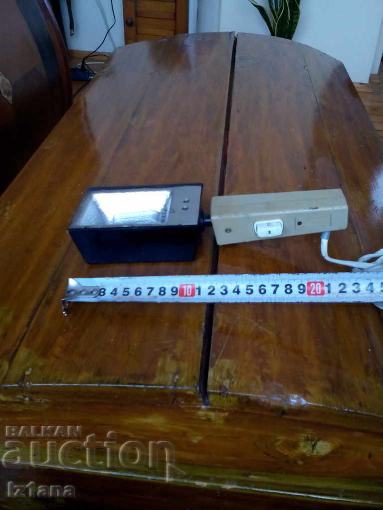 Old movie theater, photo illuminator - 6