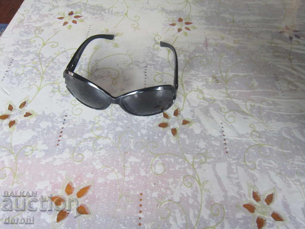 Аукцион Страхотни слънчеви очила ТСМ Аукцион Страхотни слънчеви очила ТСМ