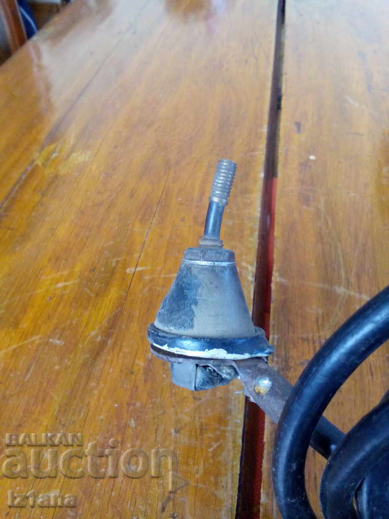 Old cable, car antenna base with price 10.00 BGN | € 5.11