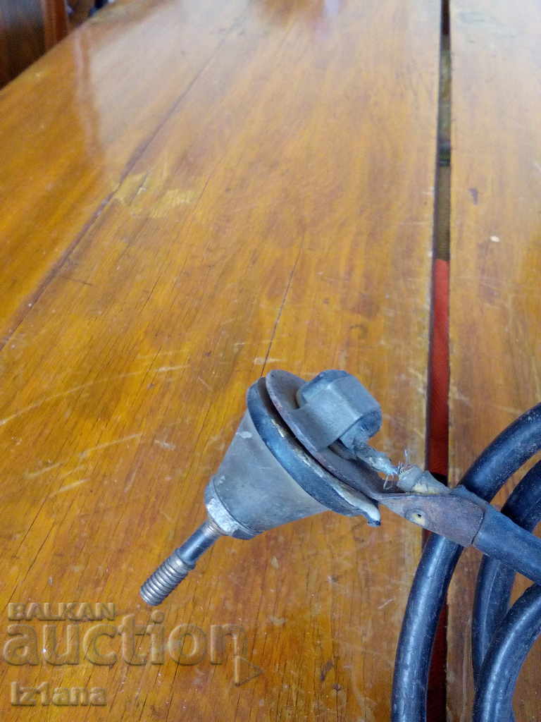 Auction  Old cable, car antenna base