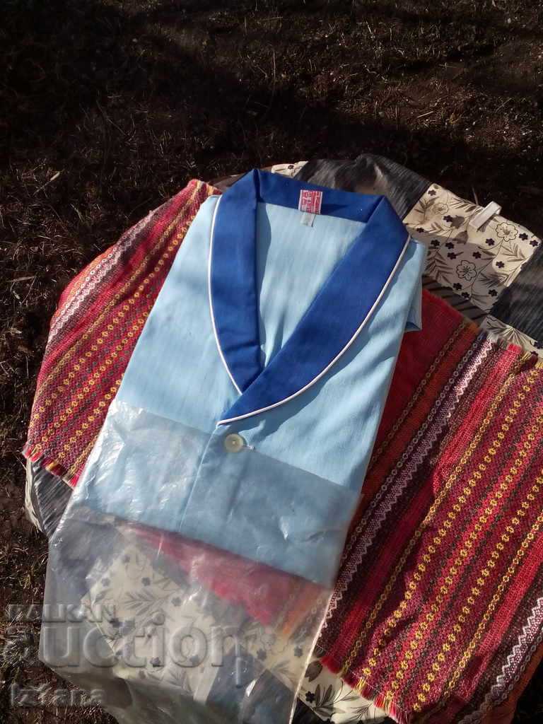 Old pajamas with price 30.00 BGN | € 15.34 Old pajamas with price 30.00 BGN | € 15.34