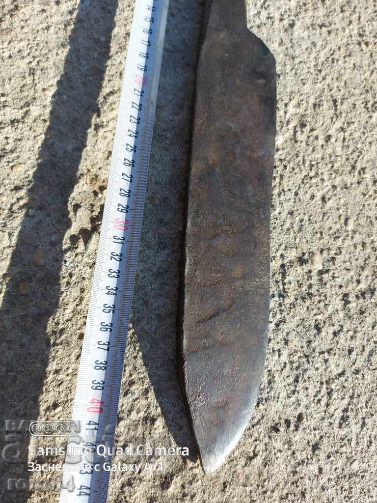 Auction  AS AN OLD FORGED KNIFE