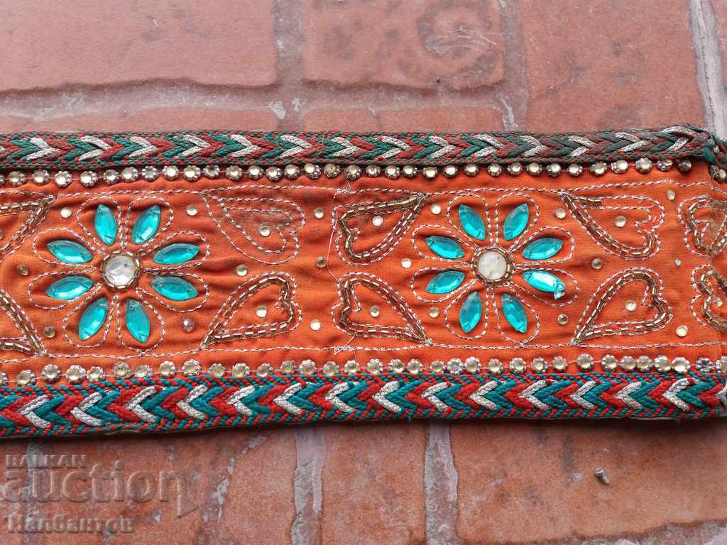 Auction OLD WOMEN'S BELT Auction OLD WOMEN'S BELT