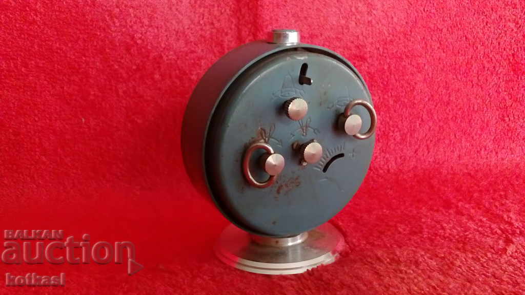 Delivery of Old social desktop Clock Budilink Slava SLAVA USSR Russia Delivery of Old social desktop Clock Budilink Slava SLAVA USSR Russia