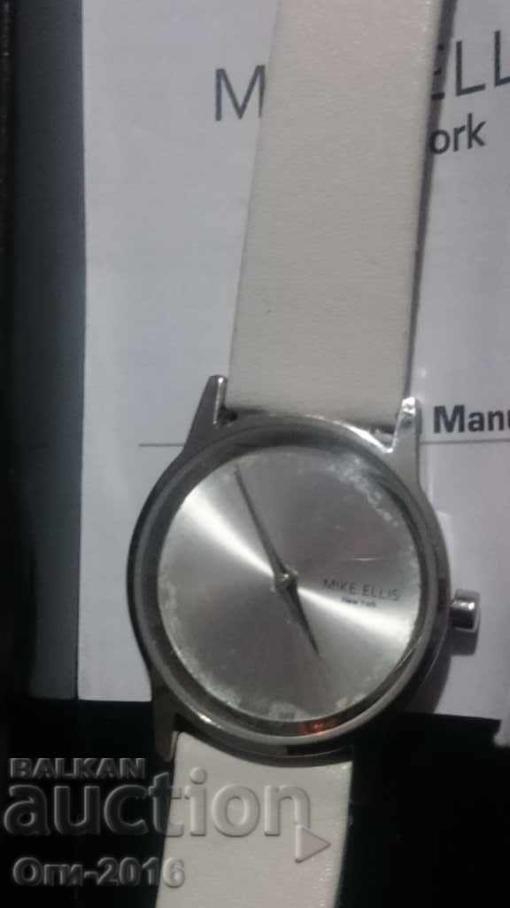 Delivery of Clock MIKE ELLIS Delivery of Clock MIKE ELLIS