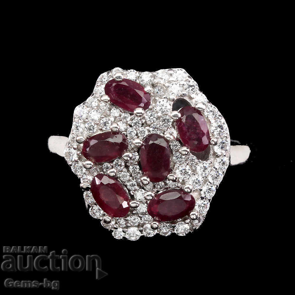 Παράδοση Σετ σκουλαρικιών και δαχτυλιδιών με ρουμπίνια και ζιργκόν Παράδοση Σετ σκουλαρικιών και δαχτυλιδιών με ρουμπίνια και ζιργκόν