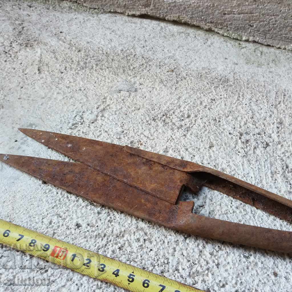 OLD HANGER FOR SHEEPING SHEEP - 6 OLD HANGER FOR SHEEPING SHEEP - 6