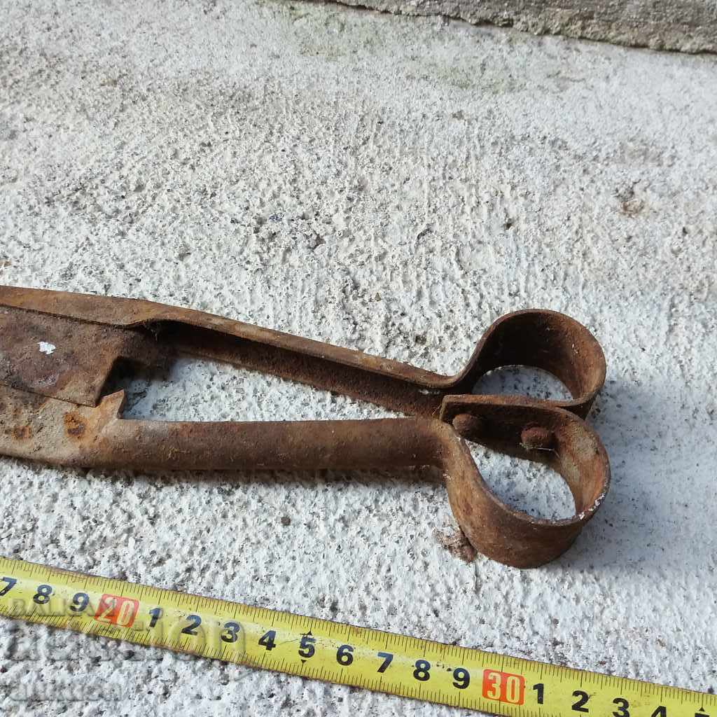 OLD HANGER FOR SHEEPING SHEEP - 7 OLD HANGER FOR SHEEPING SHEEP - 7