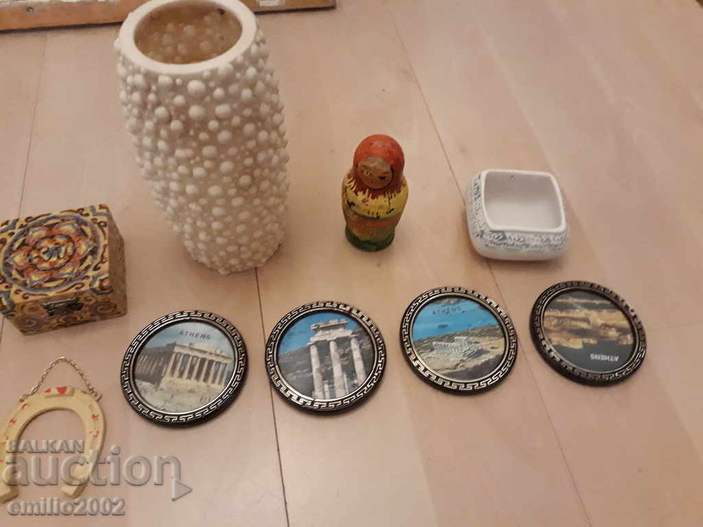 Auction Lot souvenirs Auction Lot souvenirs