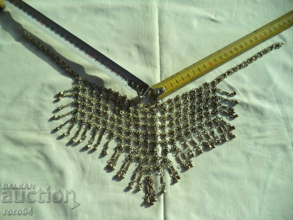 BIG OLD BEAUTIFUL JEWELRY JEWELRY with price 247.50 BGN | € 126.54 BIG OLD BEAUTIFUL JEWELRY JEWELRY with price 247.50 BGN | € 126.54