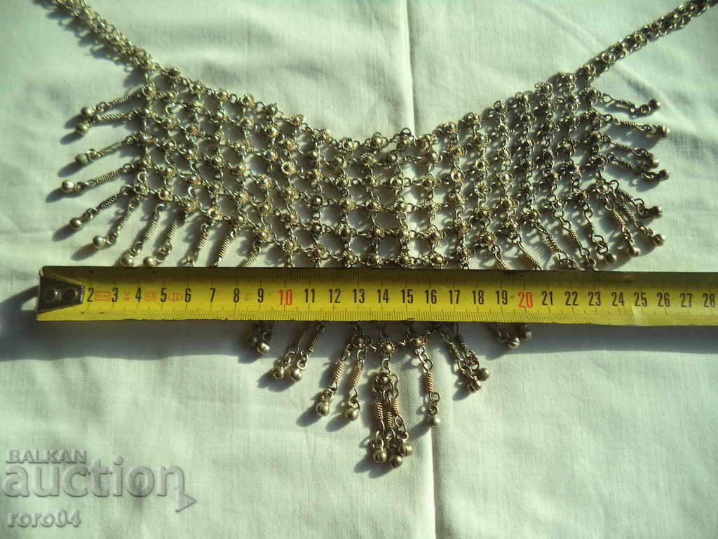 BIG OLD BEAUTIFUL JEWELRY JEWELRY - 5 BIG OLD BEAUTIFUL JEWELRY JEWELRY - 5