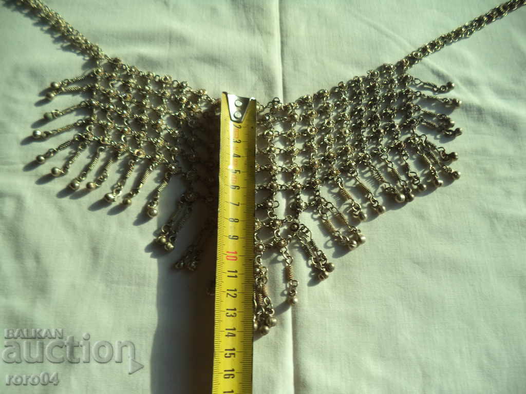 BIG OLD BEAUTIFUL JEWELRY JEWELRY - 6 BIG OLD BEAUTIFUL JEWELRY JEWELRY - 6