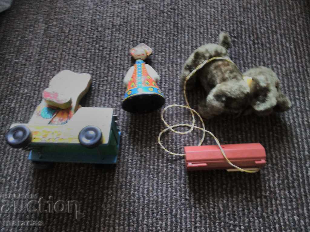 Old toys with price 28.00 BGN | € 14.32 Old toys with price 28.00 BGN | € 14.32