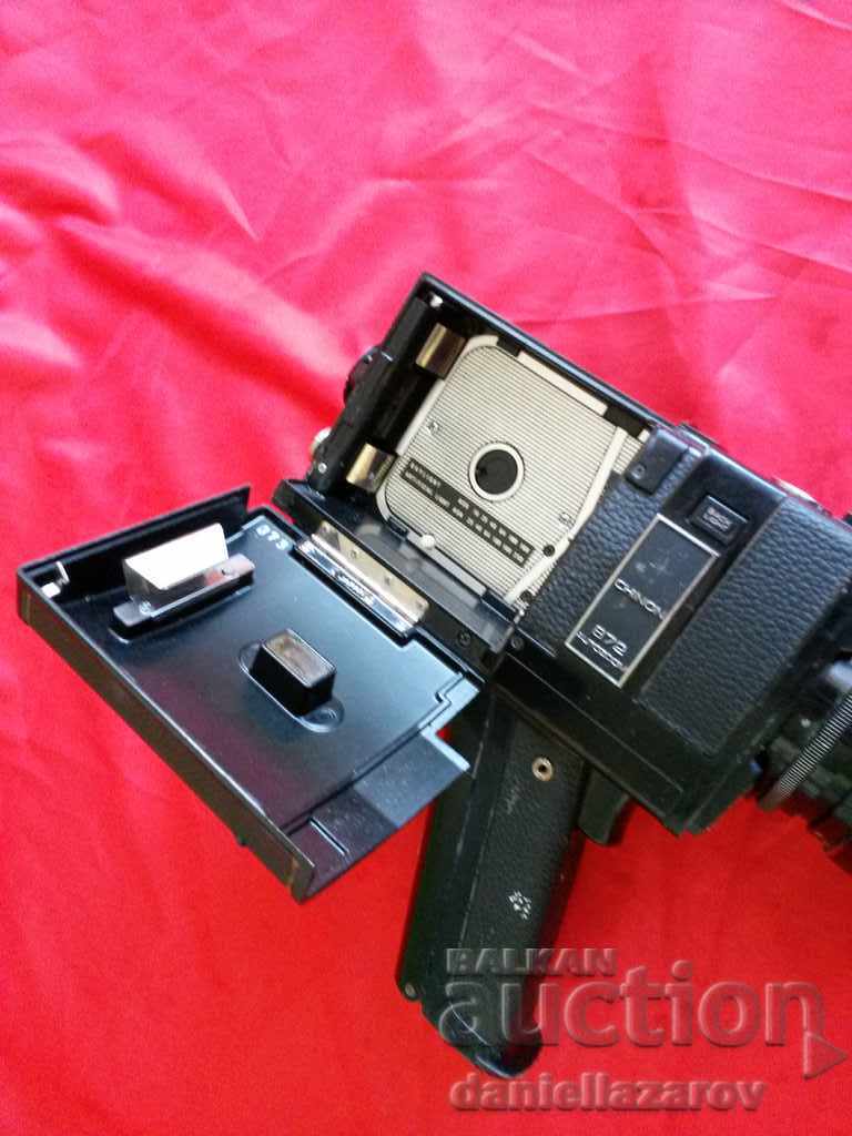 Old CHINON 872 Collection Camera - 5 Old CHINON 872 Collection Camera - 5