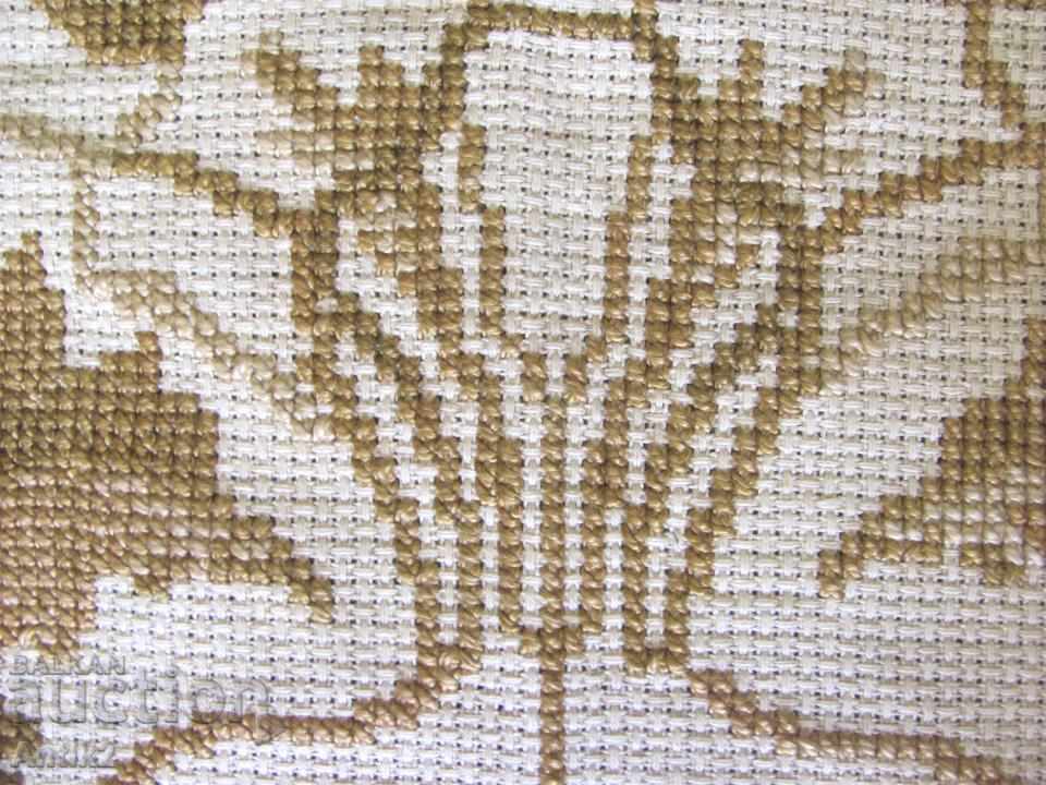 19th Century Hand embroidered Covir - 5