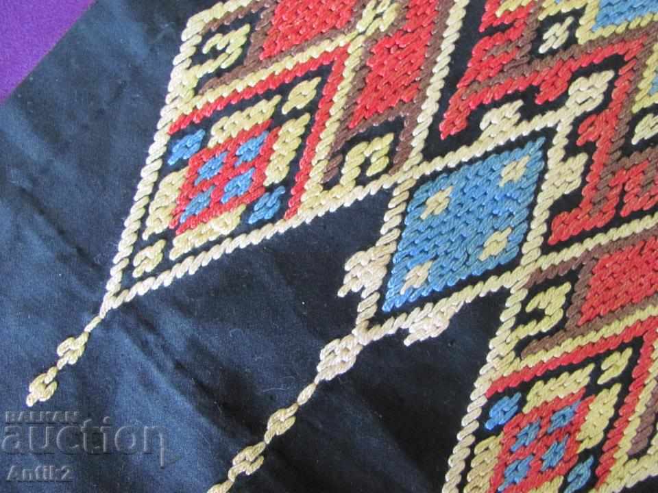 Delivery of Antique Hand Embroidery Carpet, Carpet Delivery of Antique Hand Embroidery Carpet, Carpet