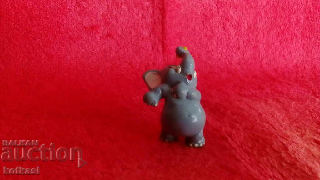 Auction  FERRERO Elephant figurine Chocolate egg