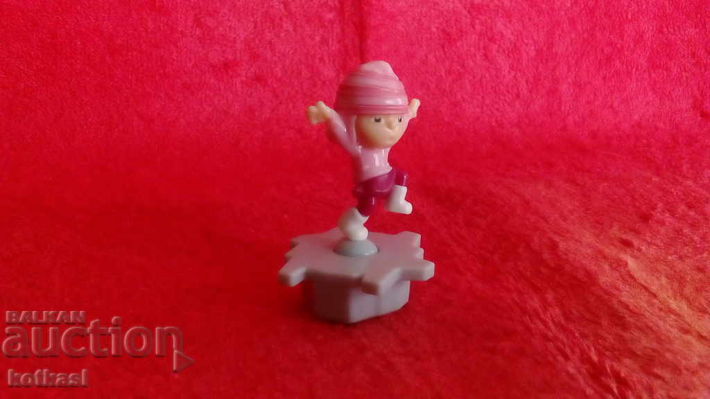 Universal Chocolate Egg Child Figure - 7 Universal Chocolate Egg Child Figure - 7