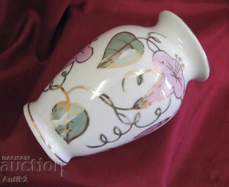 Delivery of Old Art Deco Porcelain Vase Delivery of Old Art Deco Porcelain Vase