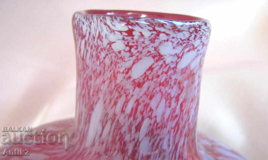 Delivery of Old Crystal Glass Vase Delivery of Old Crystal Glass Vase