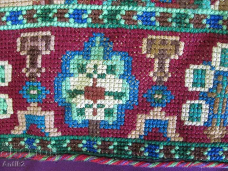 Delivery of 19 Century Hand Embroidered Pillow Delivery of 19 Century Hand Embroidered Pillow