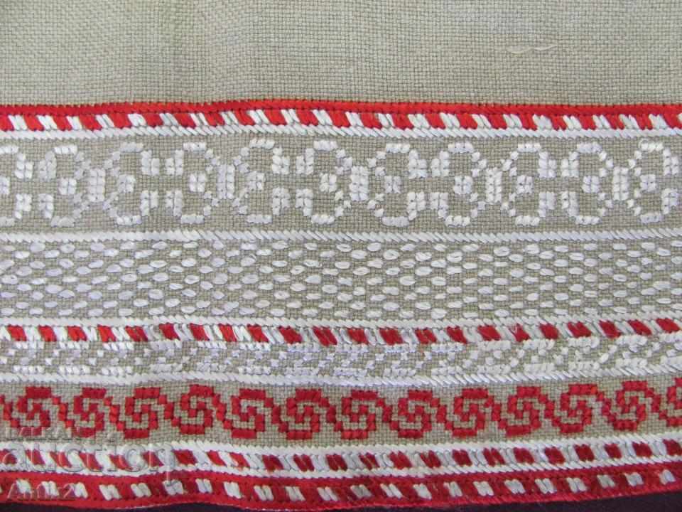 Antique Cover, Box with price 100.00 BGN | € 51.13 Antique Cover, Box with price 100.00 BGN | € 51.13