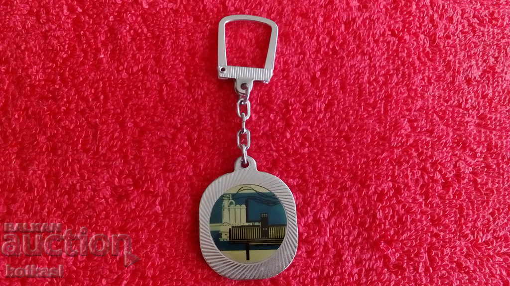 Auction Old solid metal key ring Auction Old solid metal key ring