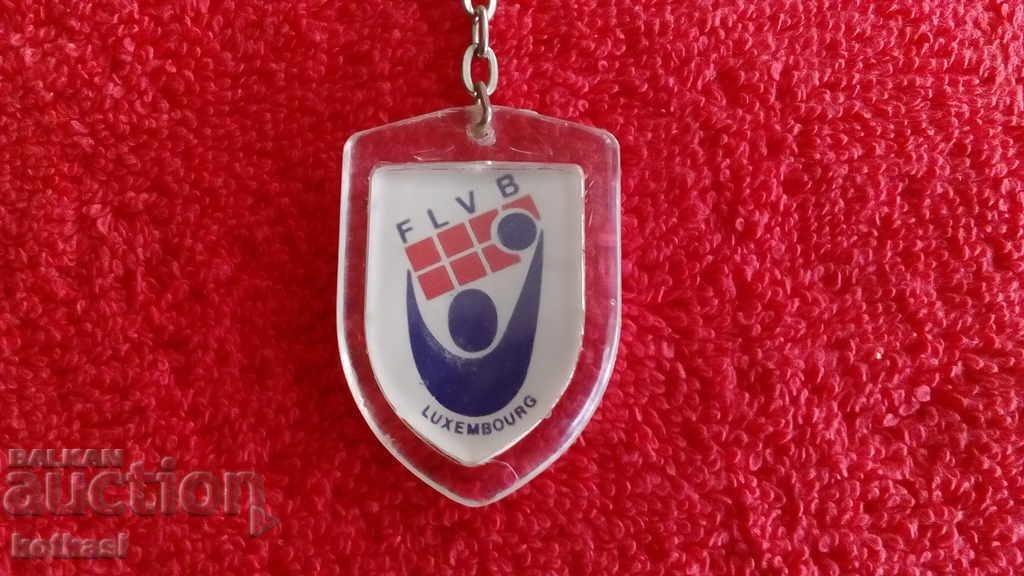 Old keychain sports Federation Volleyball Luxenburg with price 10.50 BGN | € 5.37 Old keychain sports Federation Volleyball Luxenburg with price 10.50 BGN | € 5.37