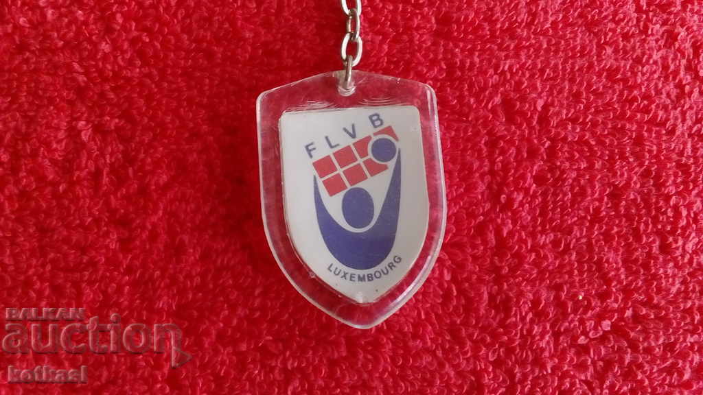 Delivery of Old keychain sports Federation Volleyball Luxenburg Delivery of Old keychain sports Federation Volleyball Luxenburg