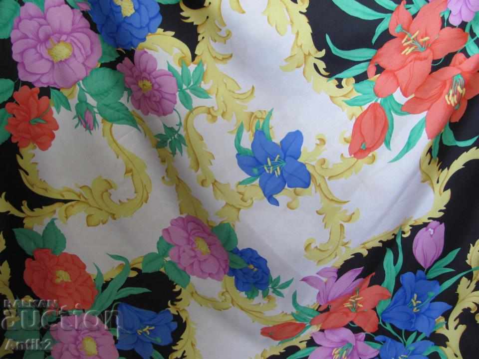 Delivery of Star Silk Ladies Scarf Art of Silk Italy Delivery of Star Silk Ladies Scarf Art of Silk Italy