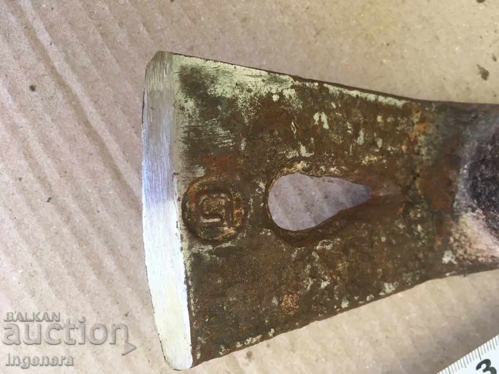 Tesla MARKED WROUGHT IRON TOOL CHUK with price 12.00 BGN | € 6.14