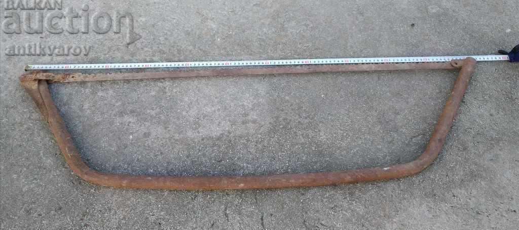 Най-големият метален трион, бичкия за рязане на дебело дърво