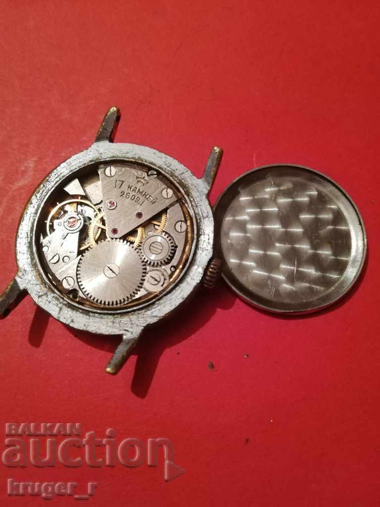 Доставка на Много стар съветски Часовник Ракета Доставка на Много стар съветски Часовник Ракета