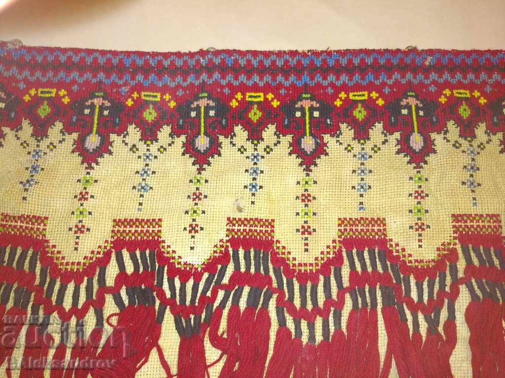 COVER FOR THE WALL with price 18.00 BGN | € 9.20 COVER FOR THE WALL with price 18.00 BGN | € 9.20