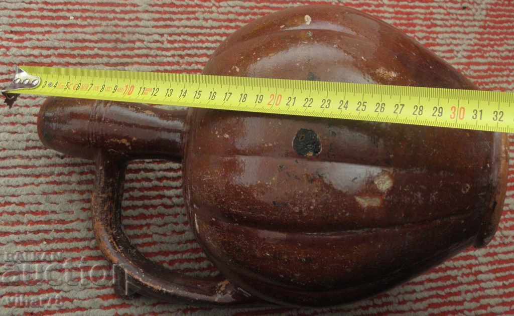 Auction ceramics Auction ceramics