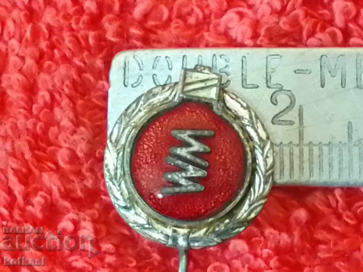 Old metal bronze badge pin enamel light bulb Old metal bronze badge pin enamel light bulb