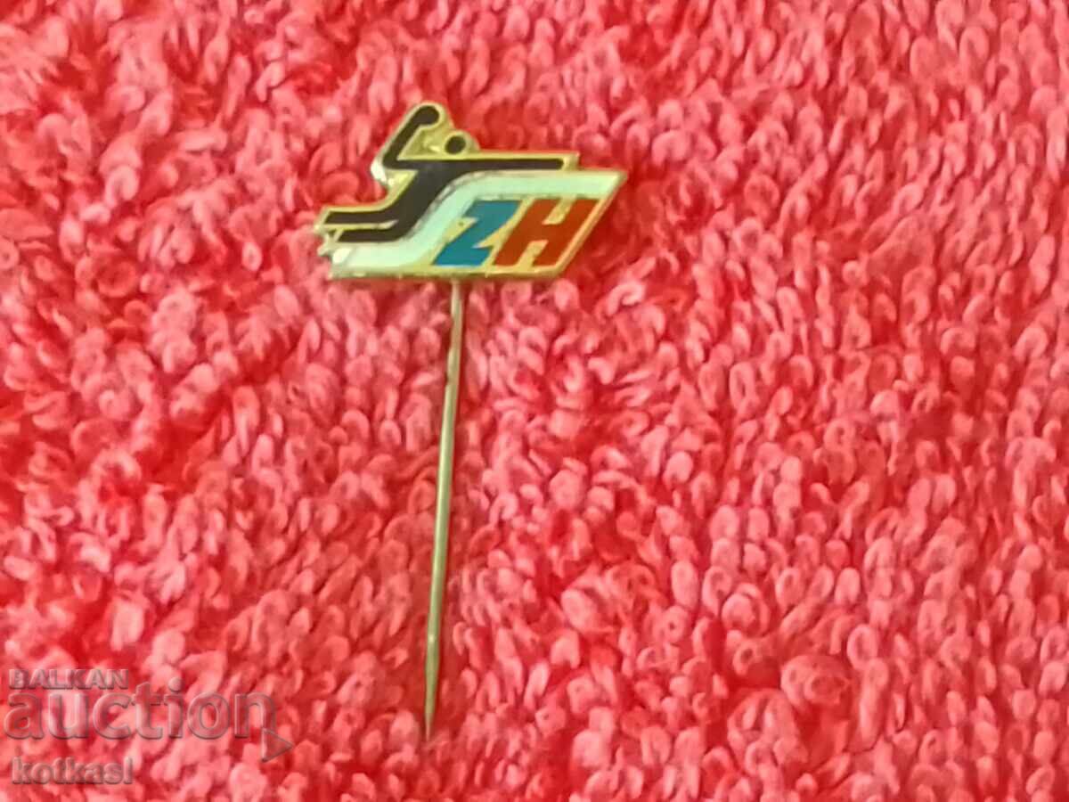 Auction Old metal bronze sports badge pin Auction Old metal bronze sports badge pin