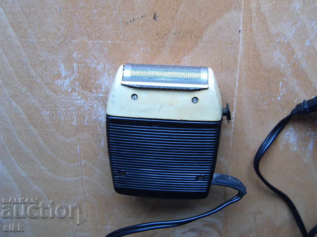 Aparat de ras electric