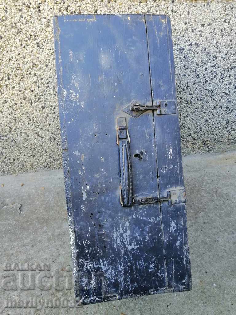 An old military chest, a chest, a wooden chest - 7