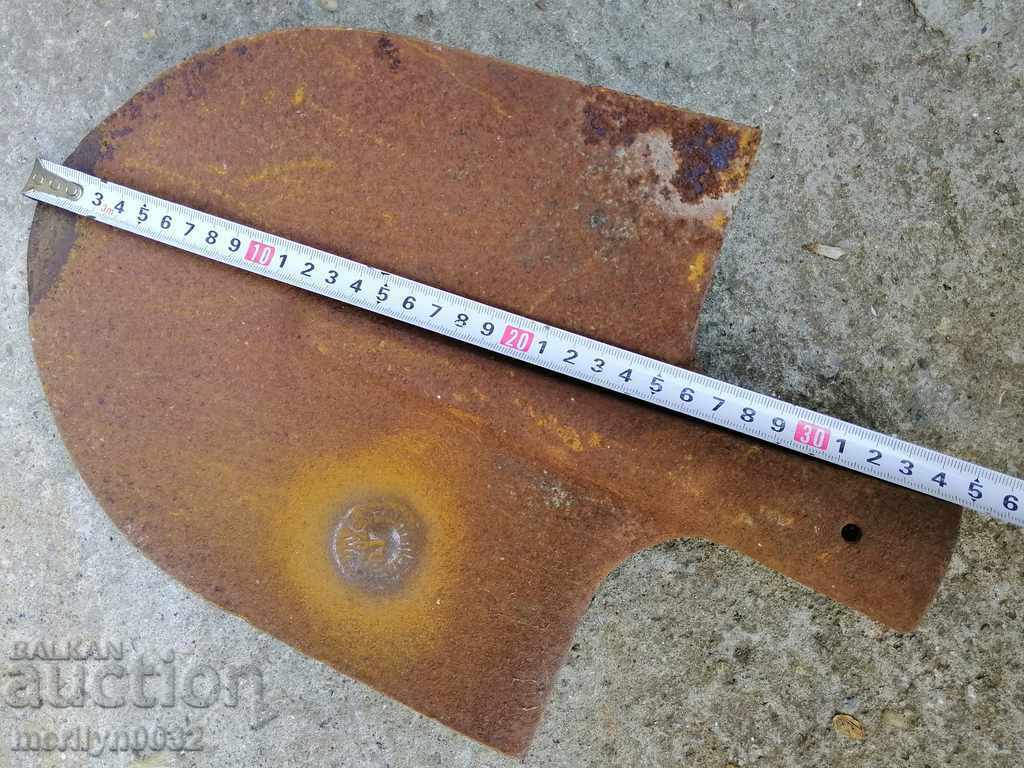 Straight shovel without sap with stamped wrought iron tool white with price 39.00 BGN | € 19.94 Straight shovel without sap with stamped wrought iron tool white with price 39.00 BGN | € 19.94