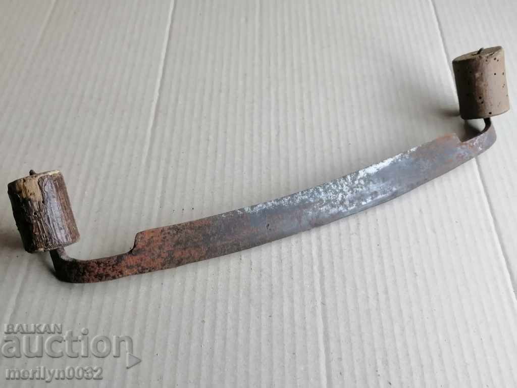 Old forged ruff tool wrought iron wooden planer with price 32.00 BGN | € 16.36 Old forged ruff tool wrought iron wooden planer with price 32.00 BGN | € 16.36