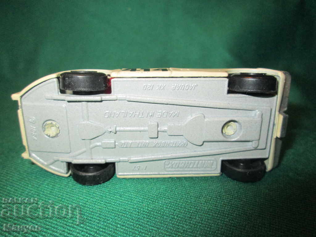 Delivery of I sell model of MATCHBOX jaguar xk 120.RRRRRR Delivery of I sell model of MATCHBOX jaguar xk 120.RRRRRR