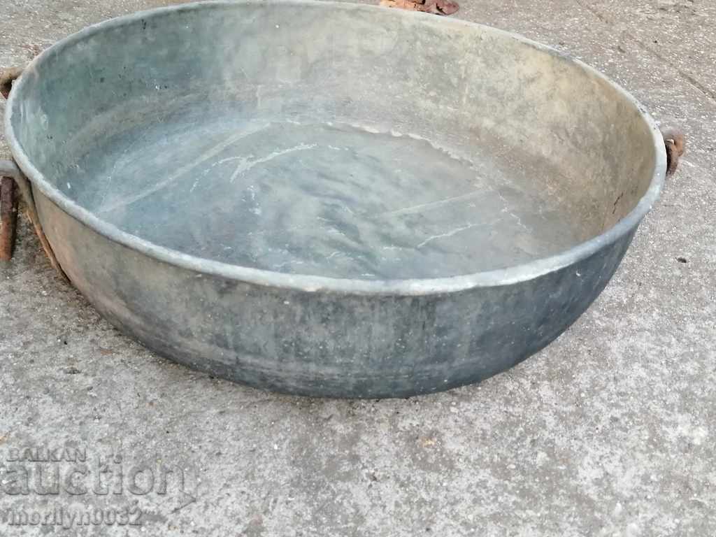 Old Copper Bowl Tray A LARGE copper copper pot with price 149.50 BGN | € 76.44 Old Copper Bowl Tray A LARGE copper copper pot with price 149.50 BGN | € 76.44