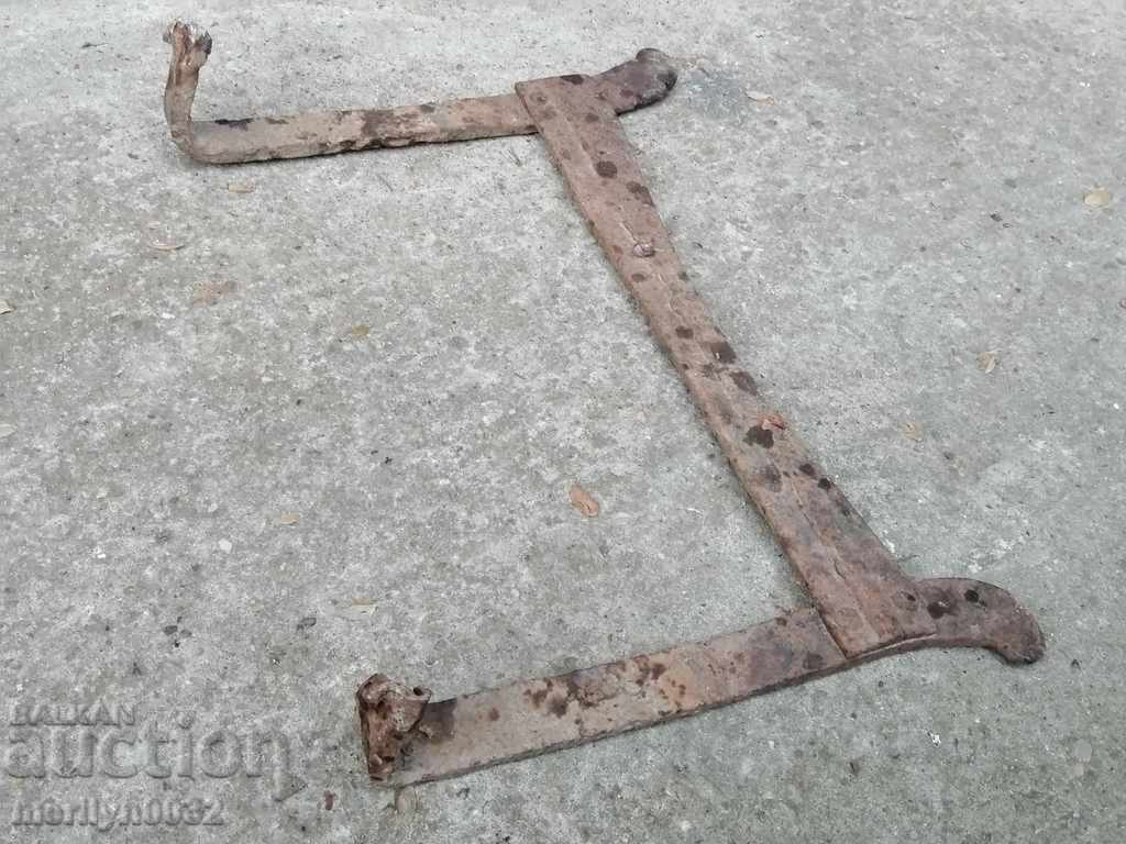 Hand-made scraper for shoes wrought iron tresses with price 32.00 BGN | € 16.36 Hand-made scraper for shoes wrought iron tresses with price 32.00 BGN | € 16.36