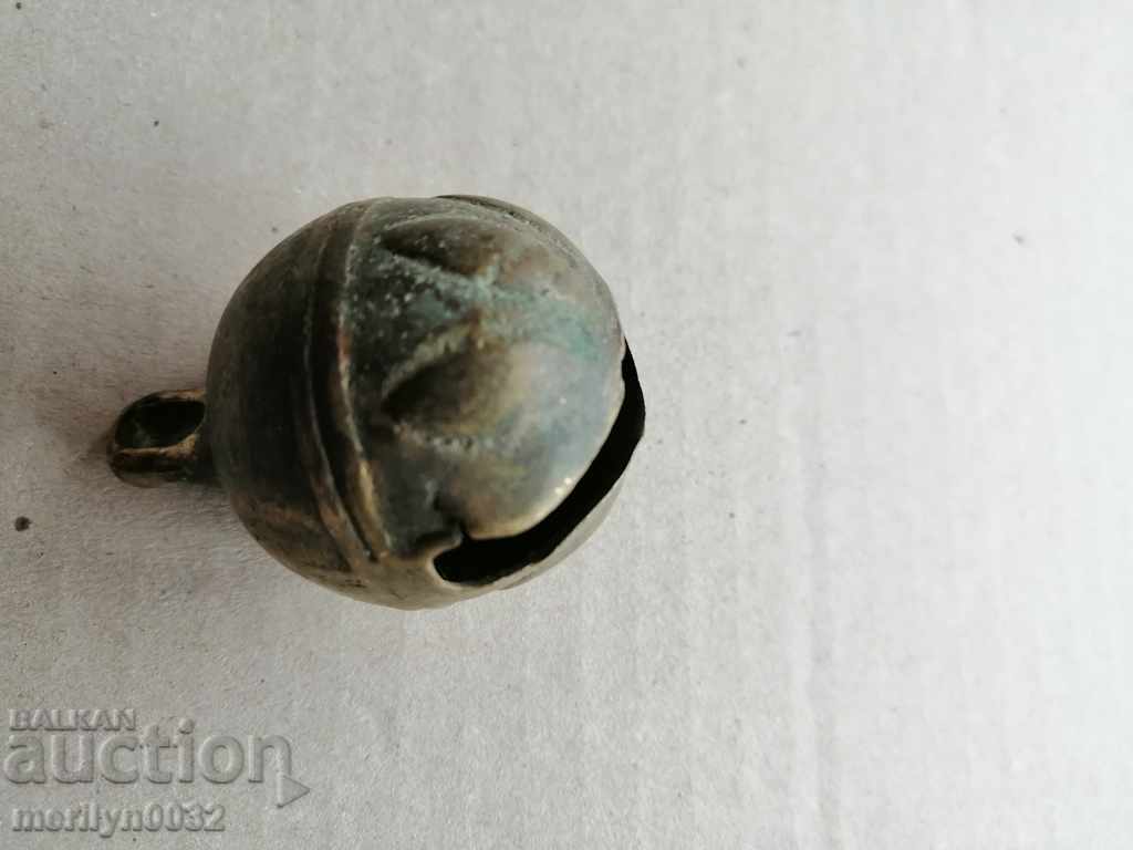 Auction A 19th century bronze nut-type horse cart bell Auction A 19th century bronze nut-type horse cart bell