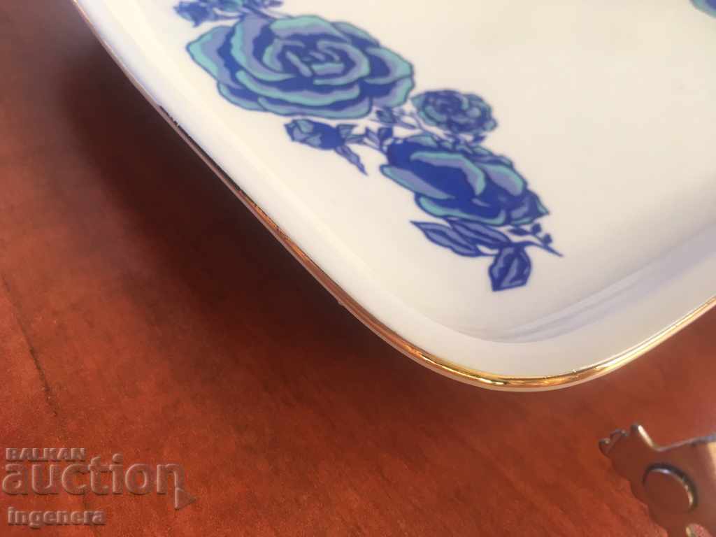 Delivery of PLATE TRAY PLATE PORCELAINED BY SOTS MASSIVE Delivery of PLATE TRAY PLATE PORCELAINED BY SOTS MASSIVE