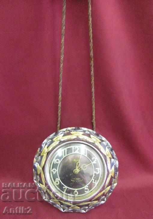 60s Star Crystal Glass Clock Majak USSR with price 180.00 BGN | € 92.03 60s Star Crystal Glass Clock Majak USSR with price 180.00 BGN | € 92.03