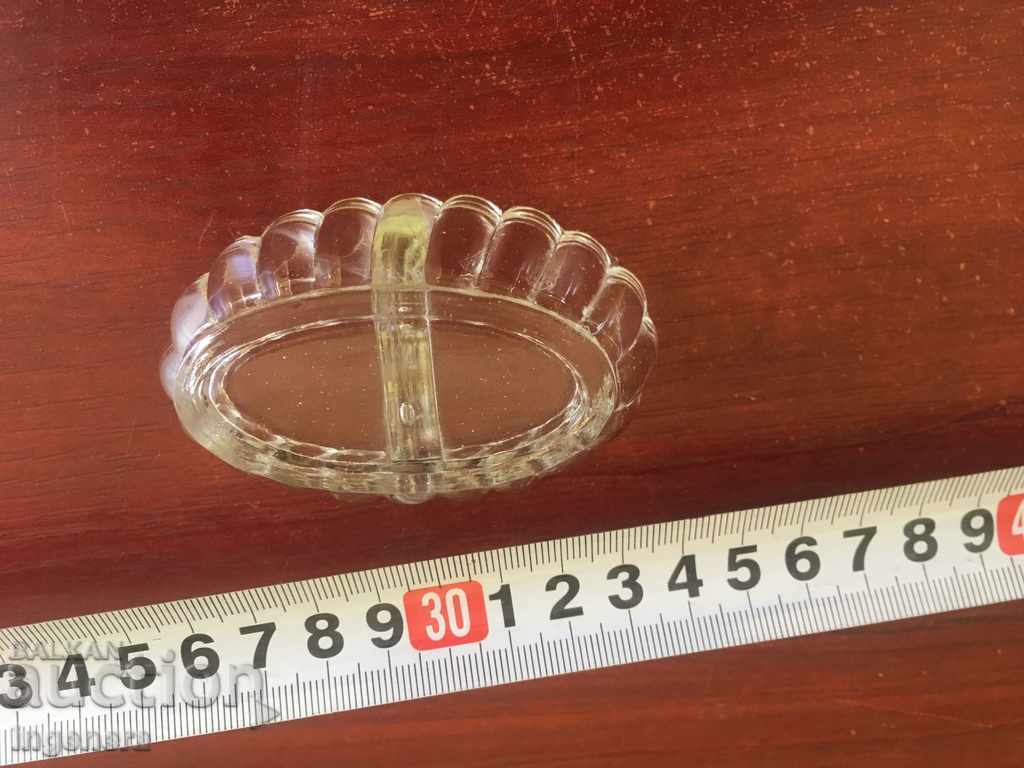 Auction  SOCIETER SUNFLOWER GLASS RELIEF THICK WITH TWO SOCKETS