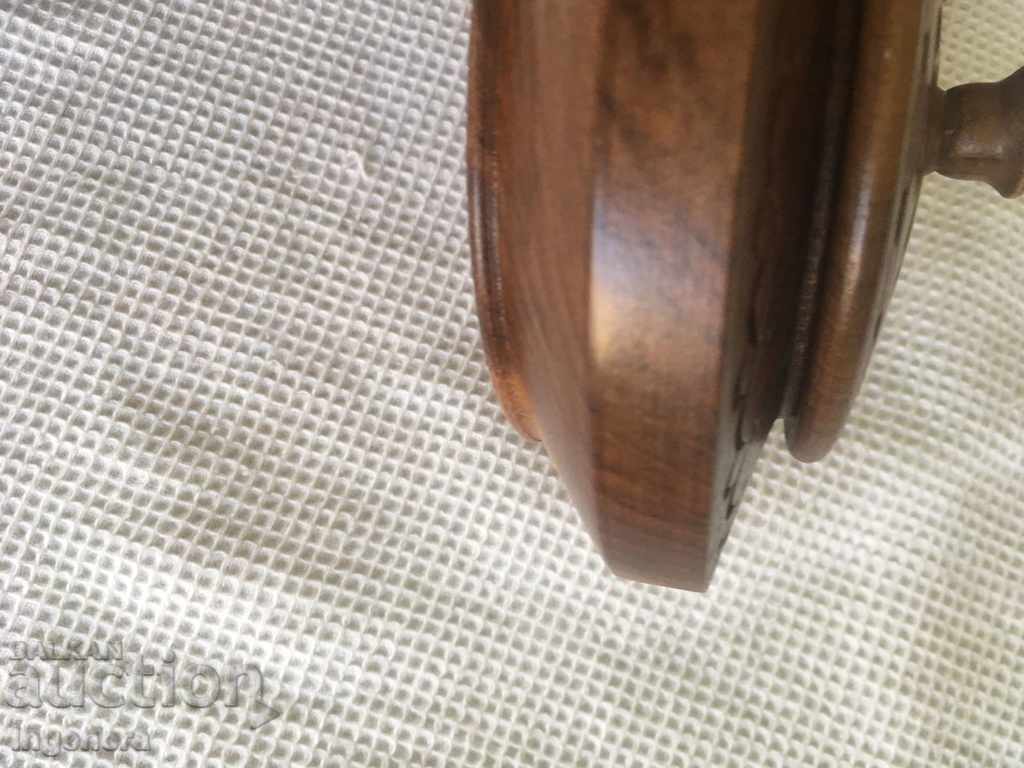 Auction JEWELERY BOX CARVING Auction JEWELERY BOX CARVING